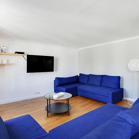 Pick A Flat's In Champs-elysées - Rue Ponthieu Appartamento Parigi